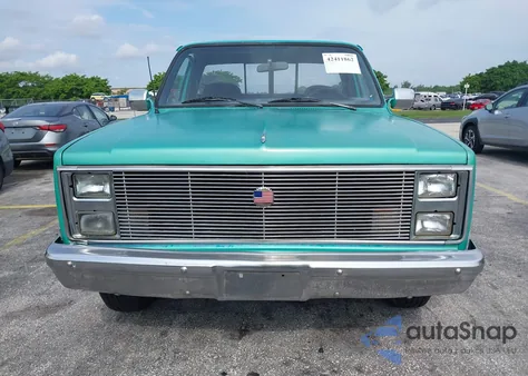 1986 Chevrolet C10 из США, поврежденный, VIN 1GCDC14NXGF330448